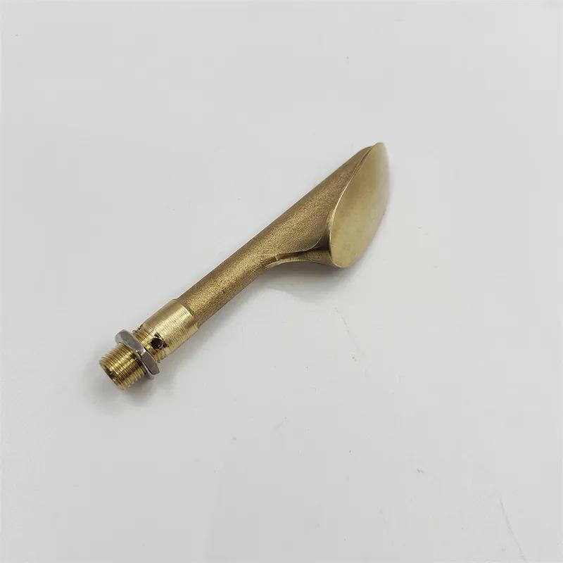 Комплект для ремонта автомобильного бампера: Пистолет для сварки пластика с разглаживающим ножом и термофеном.