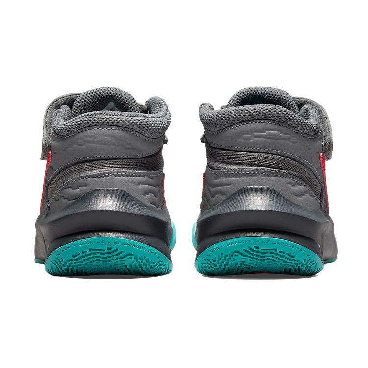 Nike Team Hustle D10 FlyEase GS Smoke Grey Washed Teal Siren Red Детские кроссовки Темно-дымчато-серые DD7303-008