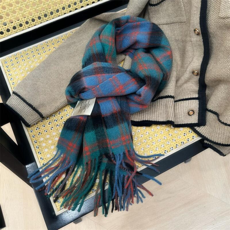 100% Wool Women's Scarf: 2024 Spring/Autumn Korean Style Plaid Shawl