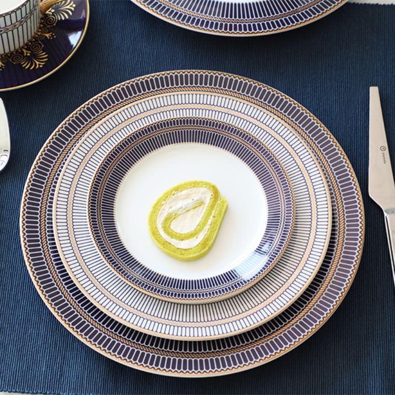 Fine Bone China Dinner Plates Sets, Light Luxury Tableware Stripe Pattern Gilt Edged Porcelain Dinnerware Round Set of 6