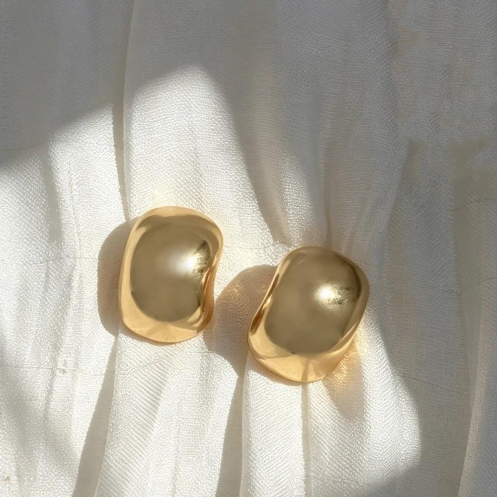 Luxury Design Stud Earrings Gold Color Pearl Earrings Stud Gifts for Women