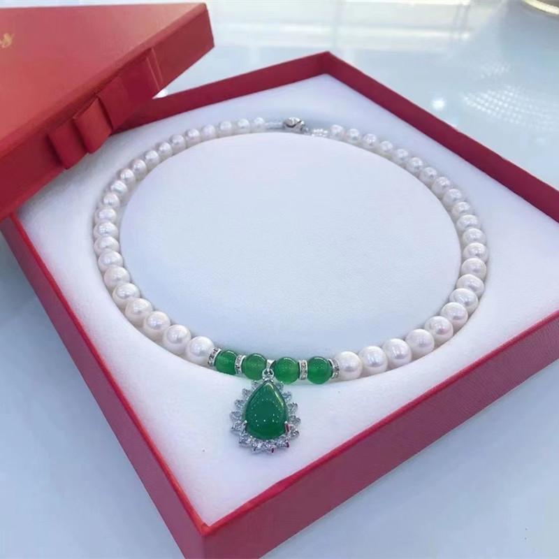 Подарок дня матери: Женское ожерелье-чокер на ключицу с подвеской из натурального жемчуга Сика и агата