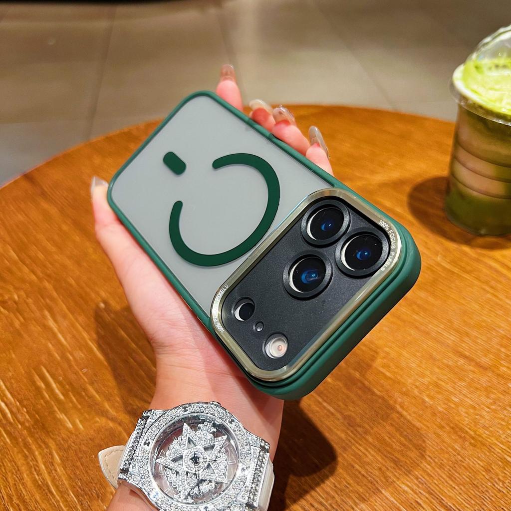 Магнитные чехлы для телефонов, подходящие для IPhone17promax, и чехлы для защиты металлических линз для IPhone 16