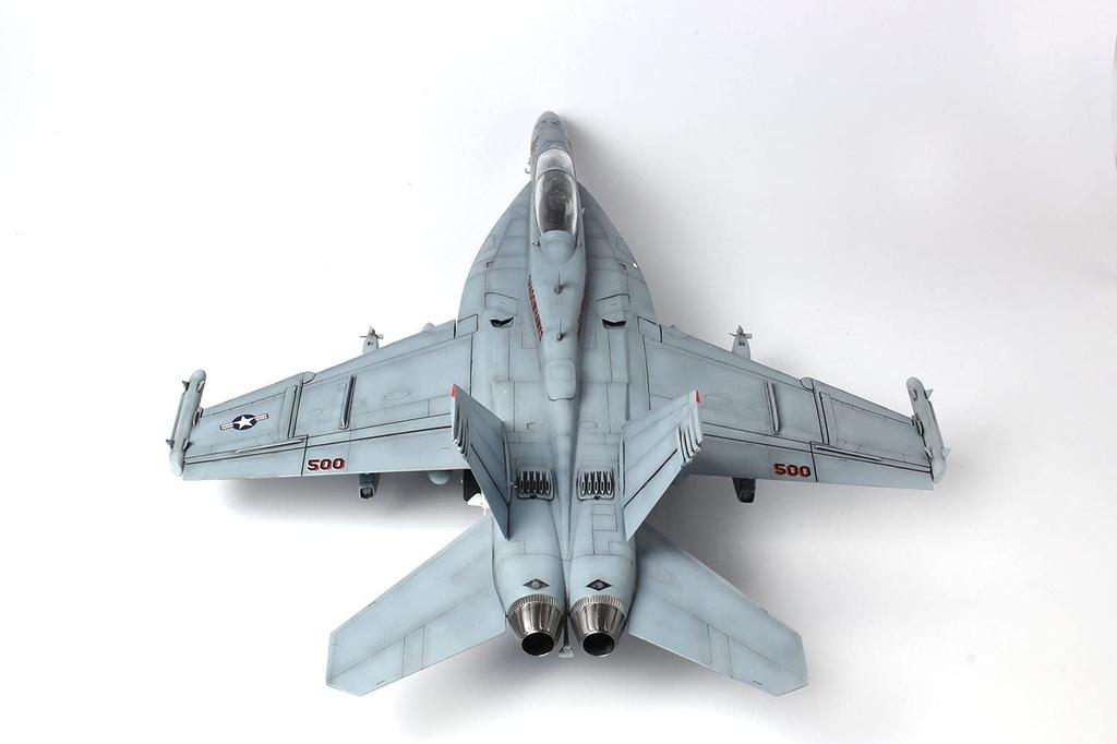 Серия самолетов ВМС США Самолет радиоэлектронной борьбы Growler Shadow Hawks Пластиковая модель Platz/Italeri 1/48 EA-18G VAQ-141 TPA-4