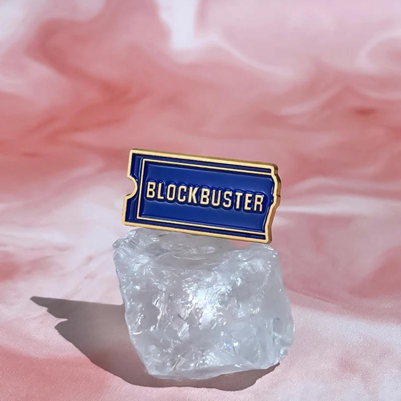 Эмалированный значок Blockbuster Video Ретро Фильмы Билет Коллекционный Металлическая брошь Лацкан Рюкзак Значок Модная бижутерия Подарок друзьям