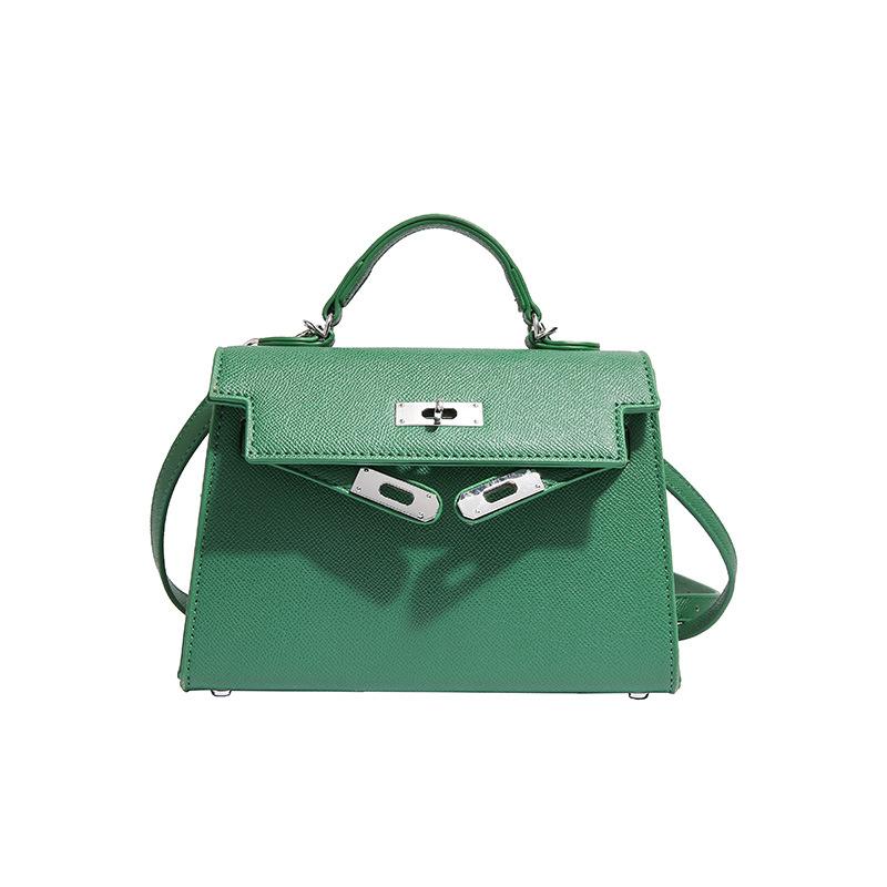 Премиальный нишевый городской портативный маленький квадратный мешок женский летний новый трендовый 2025 рабочий универсальный плечевой мессенджер