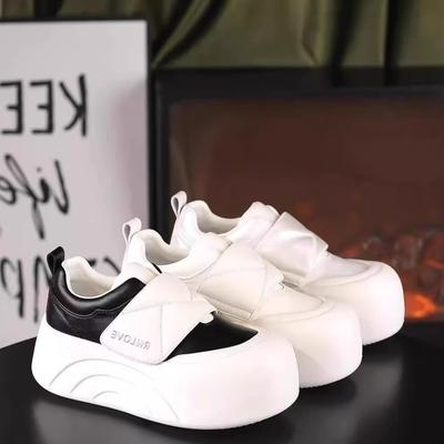 Женская обувь – Кроссовки