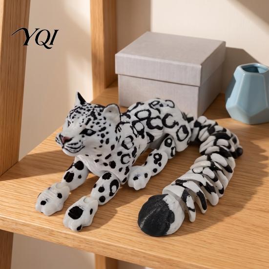 3D Printed Leopard Ornament Fidget Toy, Articulated Snow Figure, Realistic Collectible Decor with Movable Joints, Educational Animal Toy for