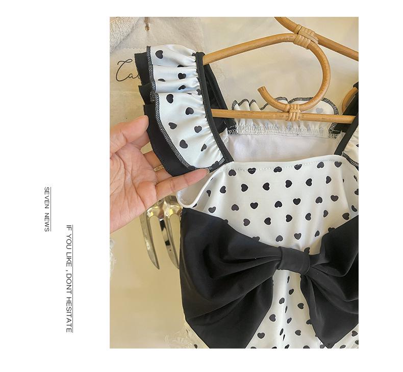 2025 Девочки Черно-белый Слитный Купальник на Бретелях - Модная Купальная Одежда для Отпуска