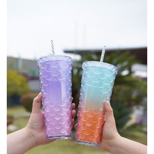 Holiday Straw Tumblers, Winter Snowflake Design, 701-800ml Large Capacity, Double-Layer Insulated Design, Food-Grade, Reusable Gradient (2-Pack, D)