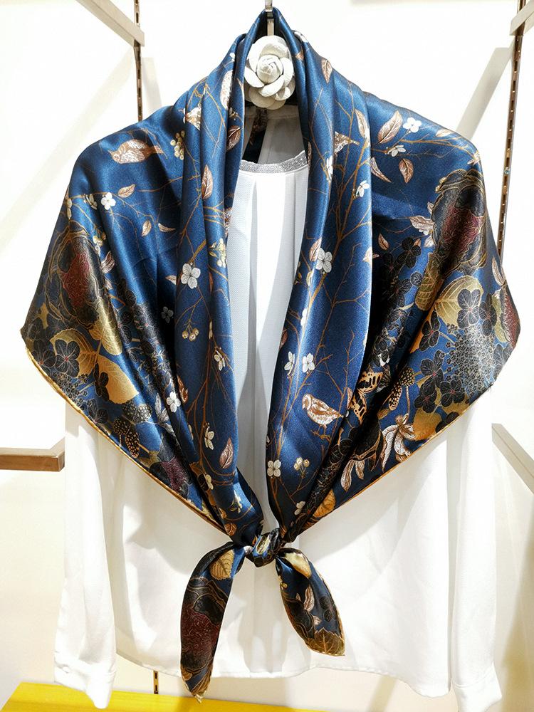 Low-key stunning Hangzhou silk mulberry silk scarf retro gray-blue printed silk scarf square shawl
