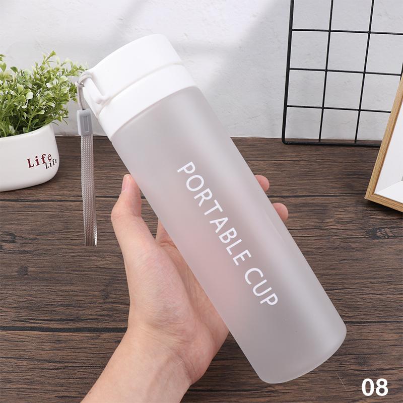 600/800 мл спортивная бутылка для воды большой емкости для отдыха на открытом воздухе матовая пластиковая кружка портативная веревочная пластиковая бутылка подарочная кружка