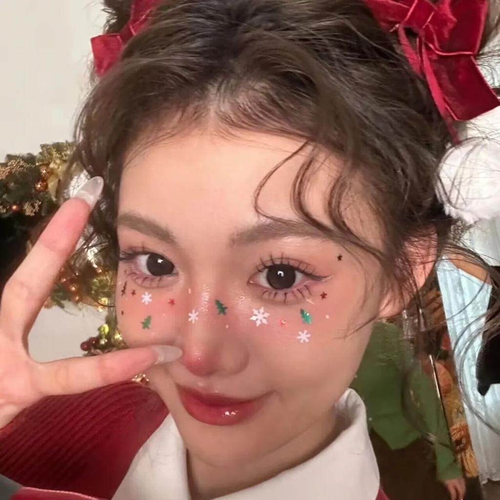 Рождественский макияж патч Рождественский нейл-арт Блестящие блестки Макияж лицо Белая снежинка Сценический орнамент Блестящий