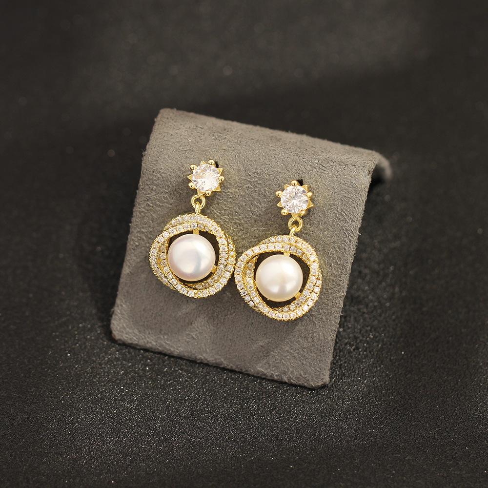 South Korea Dongdaemun S925 silver needle French natural pearl earrings simple new short earrings feminine jewelry