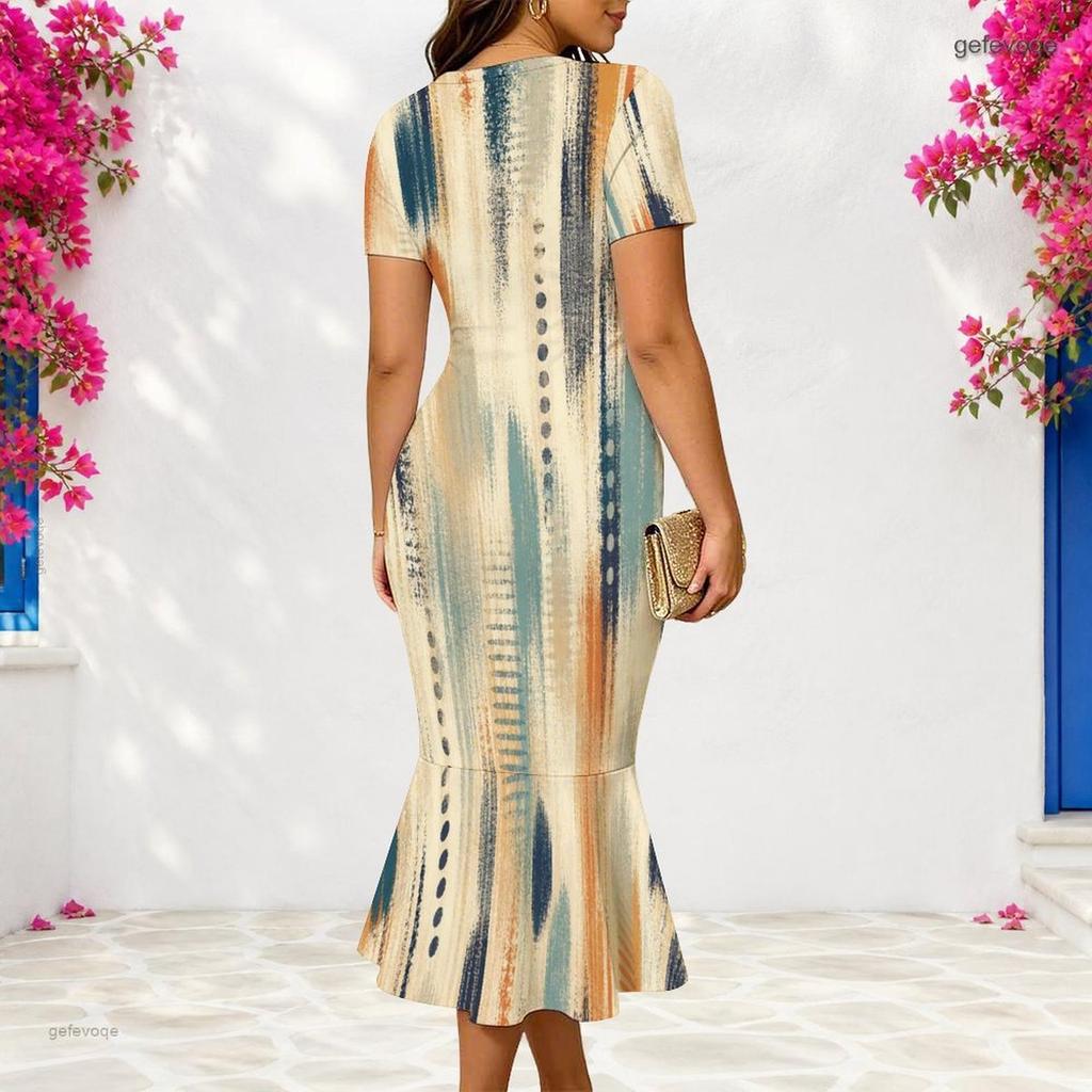 Women Plus Size V Neck Short Sleeve Geometric Printed Fitted Fishtail Dress