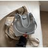 This Year's Popular Bag Women's Commuter Retro 2025 New Fashion Niche One-shoulder Crossbody Bucket Bag