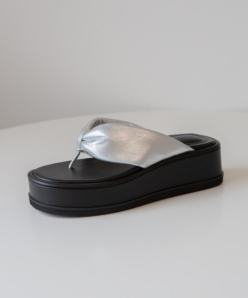Twvp Wide Pillow Platform W-Pillow Platform Sandals Silver