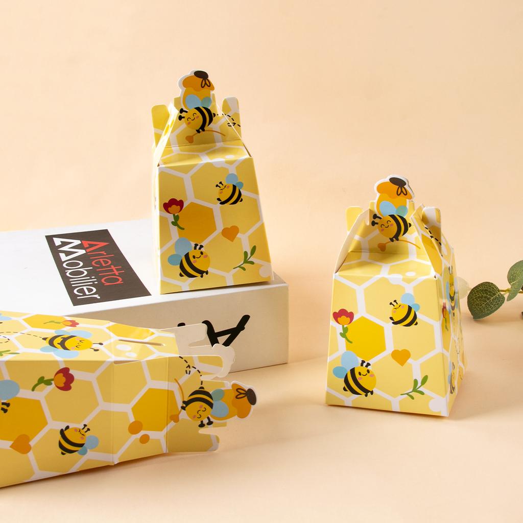 10/20pcs Paper Bee Favors Candy Boxes Gifts Box with White Ribbons for Kid Bee Birthday Party Baby Shower Wedding Party Supplies