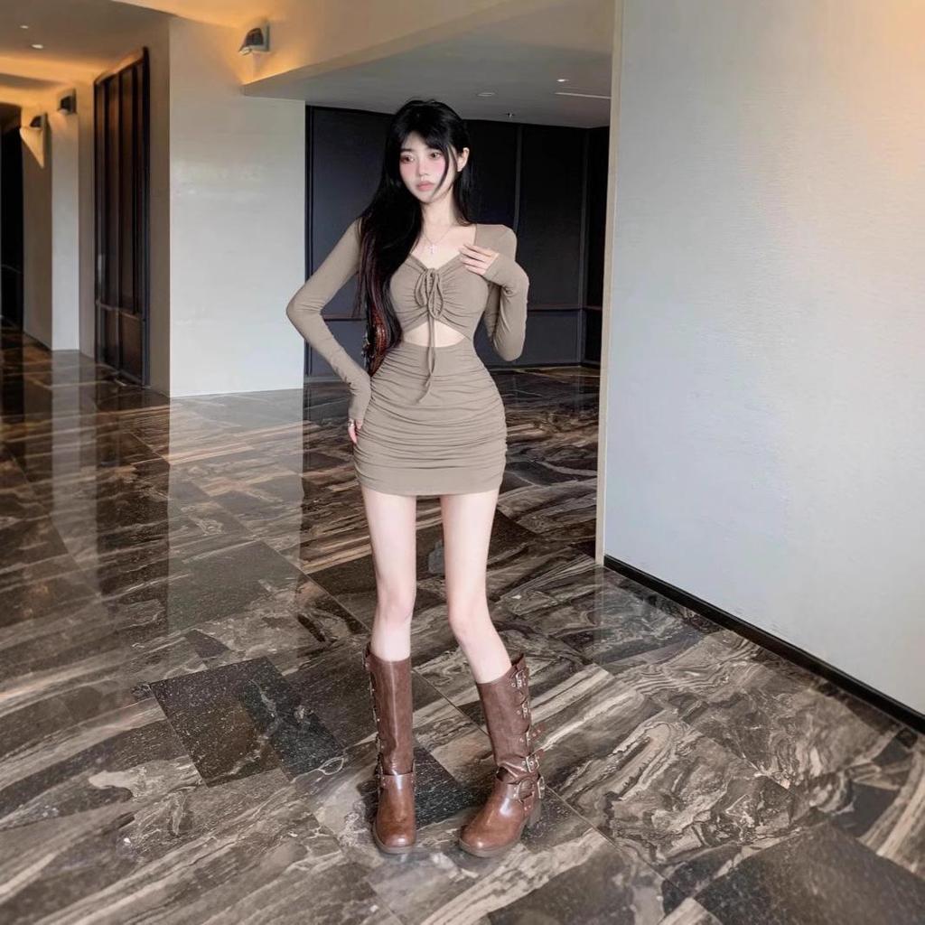 2025 Весна и Осень Французское Ретро Сексуальное Облегающее Платье на Кулиске для Женщин