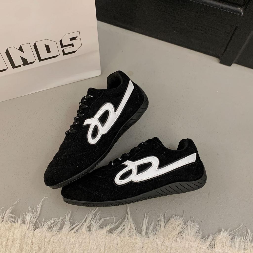 Те же супер огненные кроссовки женские 2025 лето и осень новые уличные спортивные и повседневные туфли на мягкой подошве кроссовки для тренировок Форреста Гампа