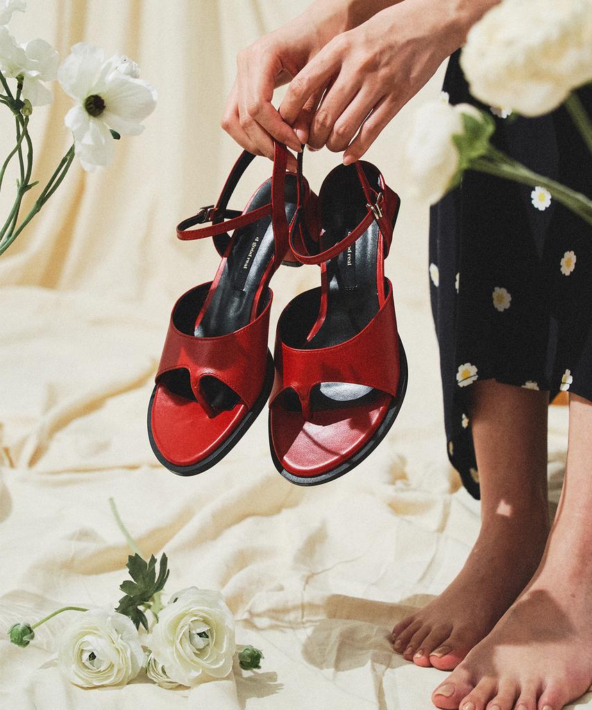D Good Real D051Rd Sierra Sandals