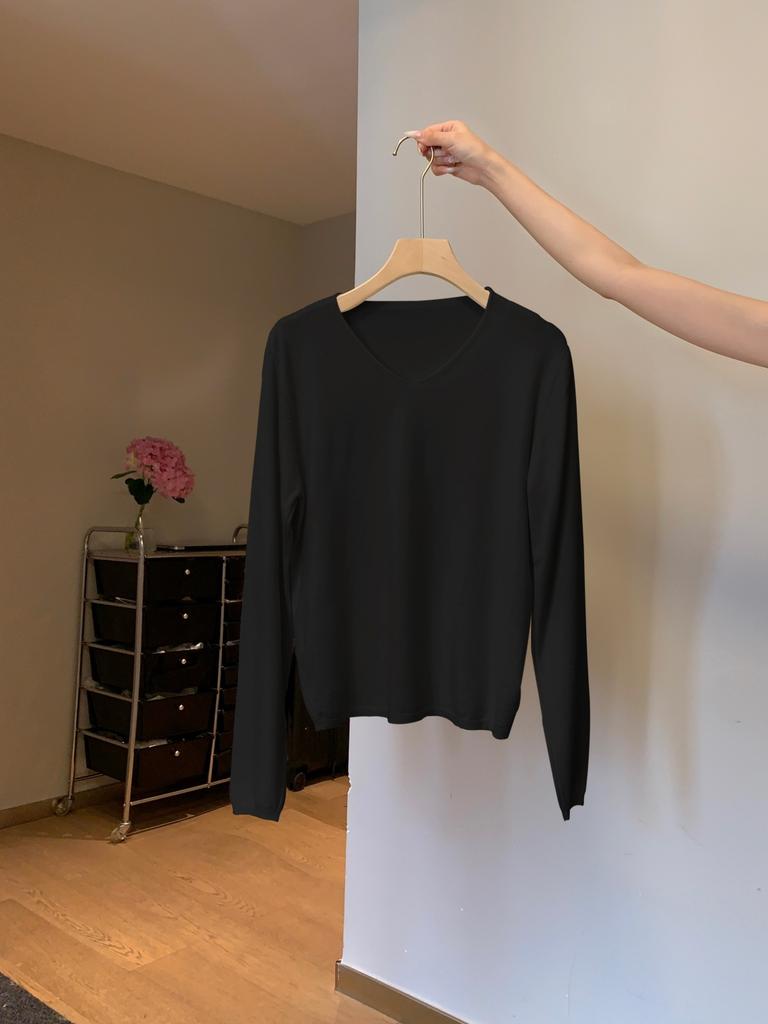 Повседневный темпераментный воротник свободный трикотажный свитер с длинным рукавом женский осенний новый тонкий легкий профессиональный стиль внутренний топ