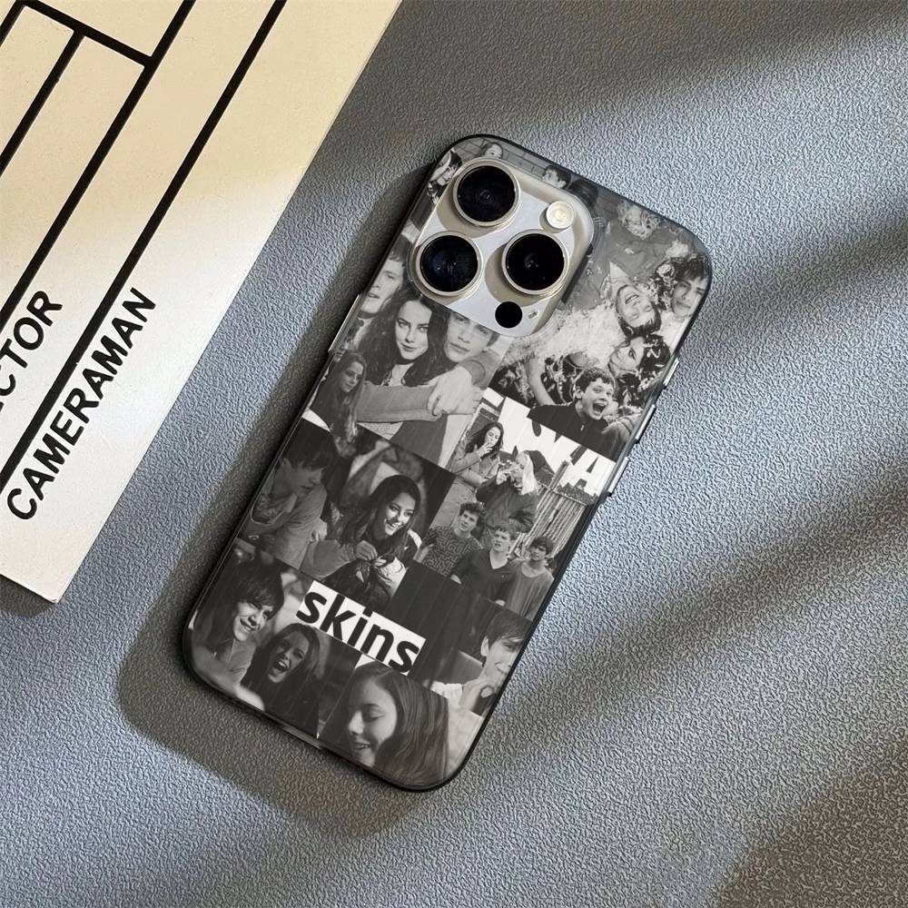 Чехол для телефона 'Скинс' (Фильм/Сериал) для Phone 17 16 15 14 13 12 11 Pro Max Plus Pro Air, задняя крышка с гофрированной полосой