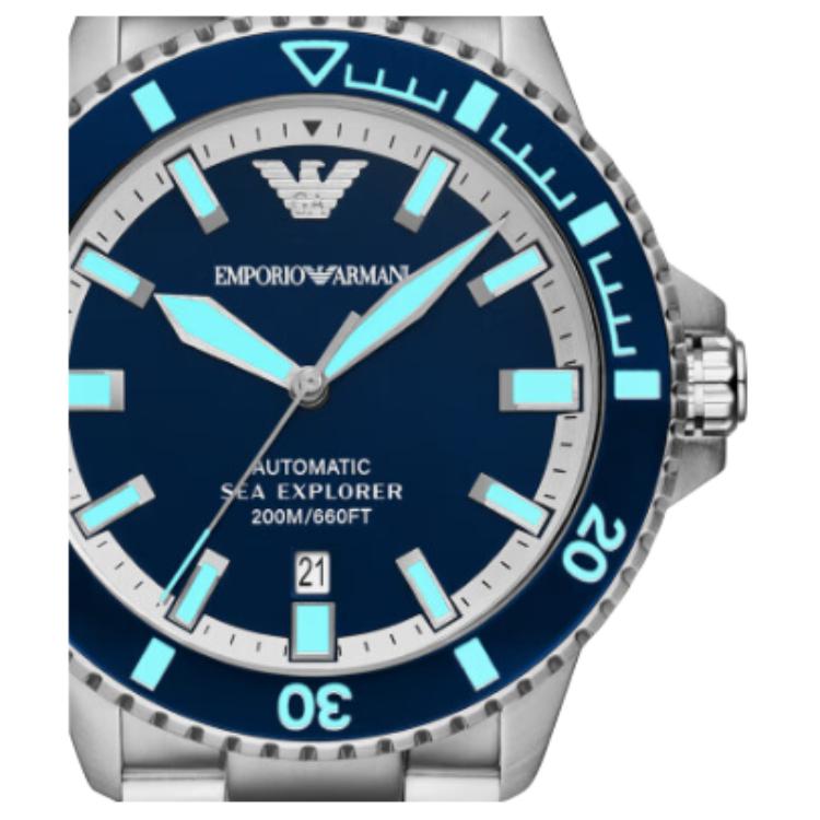 Emporio Armani Sea Explorer 43 мм AR60079-CLG