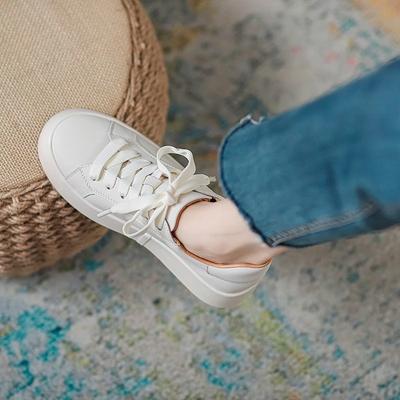 Женская обувь – Кроссовки