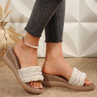 Модные Модные Сандалии на танкетке с жемчужным декором для женщин 2025 Лето Блестящие хрустальные шлепанцы на платформе Женские на толстой подошве Нескользящие уличные шлепанцы