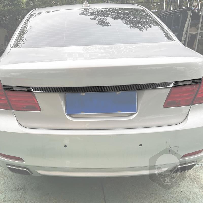 Carbon Fiber Car Accessories Trunk Decorative Exterior Trim Cover Soft Sticker For BMW 7 Series F01 730li 740li 750li 2009-2014