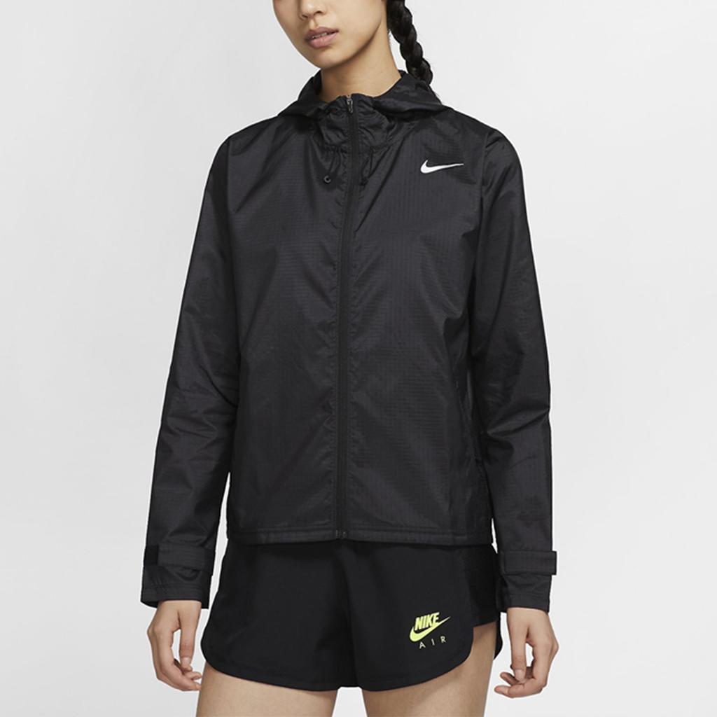 Nike Женская куртка с капюшоном для бега Essential, черные CU3218-010