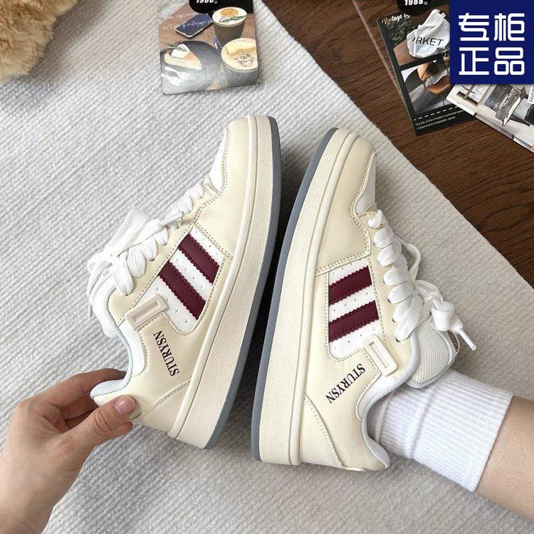 2024 осень новые туфли на толстой подошве женская мода дышащие в гонконгском стиле студенческие трендовые универсальные спортивные повседневные туфли