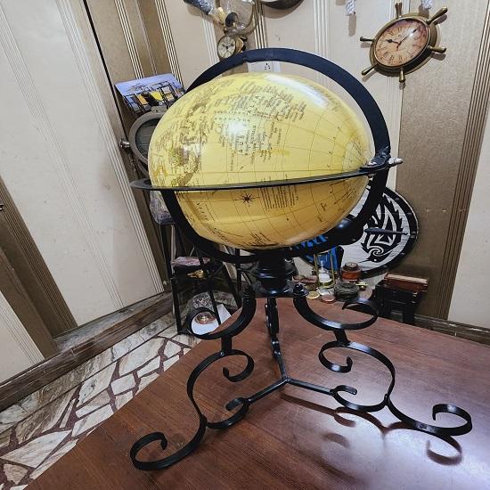 Глобус мира 58,42 см Подарочный предмет для жениха