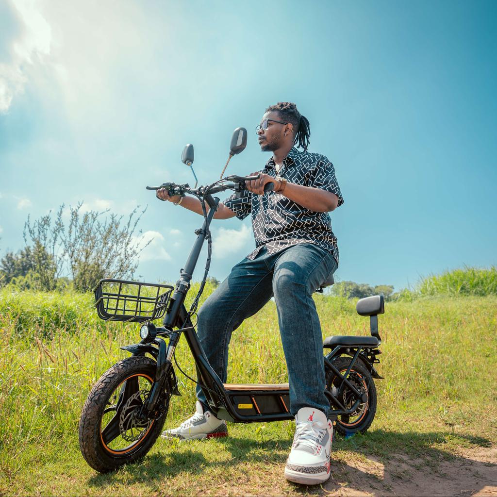 Электросамокат Kukirin C1 PRO 500 Вт Мотор 48 В 26 Ач Аккумулятор Максимальная скорость 45 км/ч Максимальный запас хода 100 км Нагрузка 120 кг