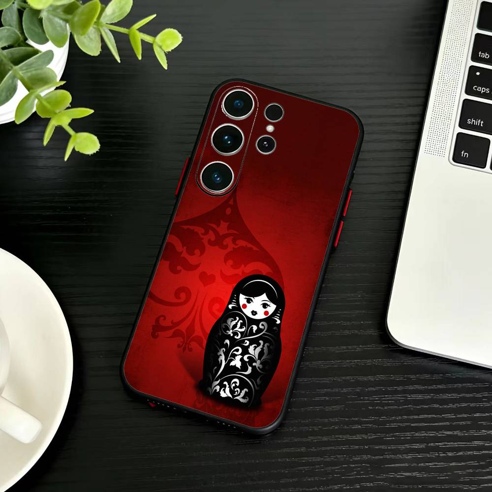 Russian Dolls Matryoshka Phone Case For Samsung S26,S25,S24,S23,S22,S30,S21,Ultra,Plus,FE 5G Black Soft Cover