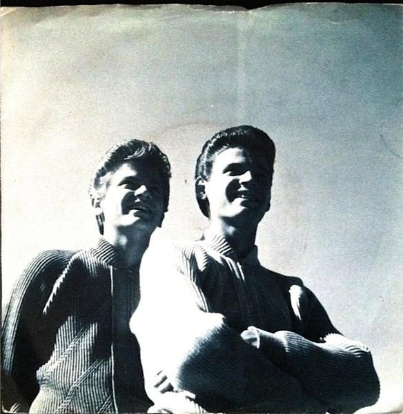 7-дюймовая пластинка EVERLY BROTHERS - Like Strangers OG9068 Old Gold 1980 UK Поп Бывшая в употреблении