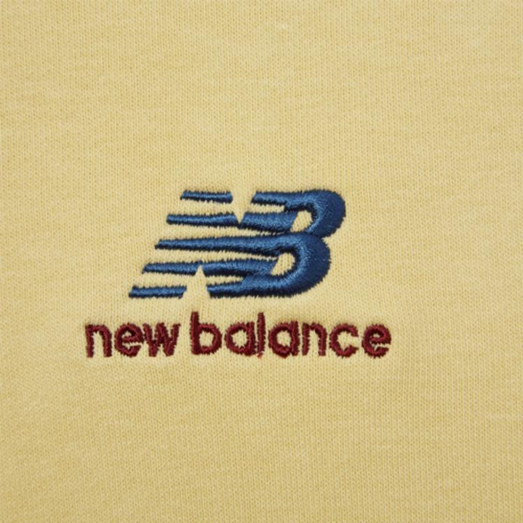 New Balance Спортивный пуловер с вышитым логотипом, светло-желтый, мужской, AMT11550-PSW