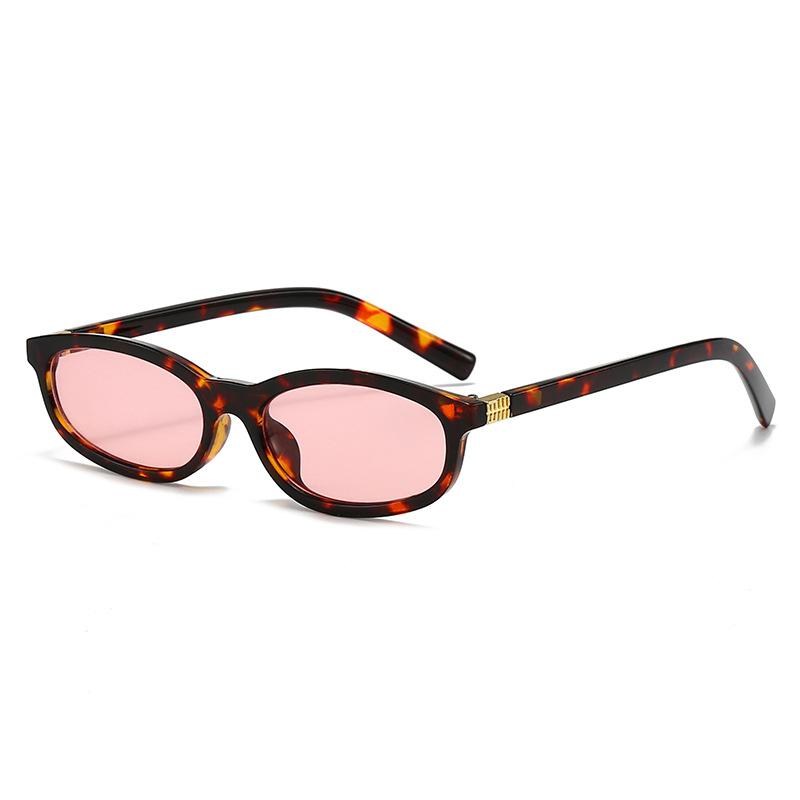 Vintage Cat Eye Sunglasses Women  Fashion New Outdoor Casual Shades Trendy Stylish Luxury Brand Design Decor Sun Glasses