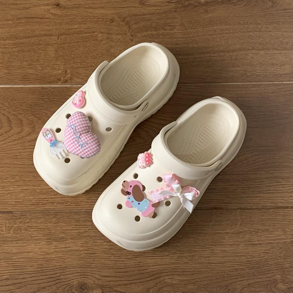 7,0 см обувь с отверстиями женская мультяшная милая верхняя одежда на высокой толстой подошве нескользящая не пахнущая ногами дышащая с закрытым носком шлепанцы