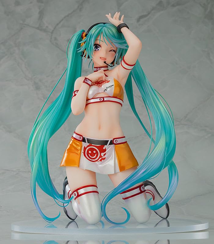 Hatsune Miku GT Project Racing Miku Art by Kentaro Yabuki Scale Plastic Painted Finished Figure M04338 2010Ver. 1/7