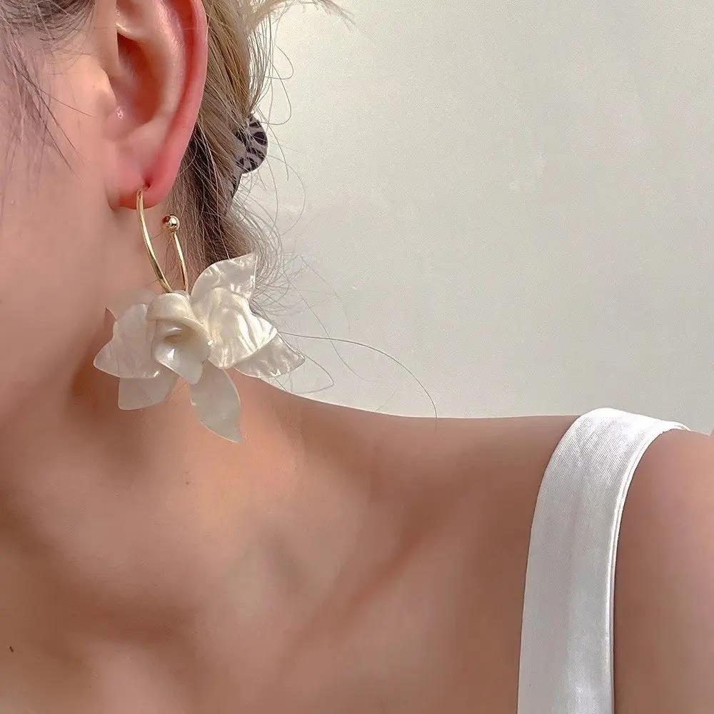Floral Earrings Stud Acrylic Flower Drop Earring New Petal Earrings Ladies Girls