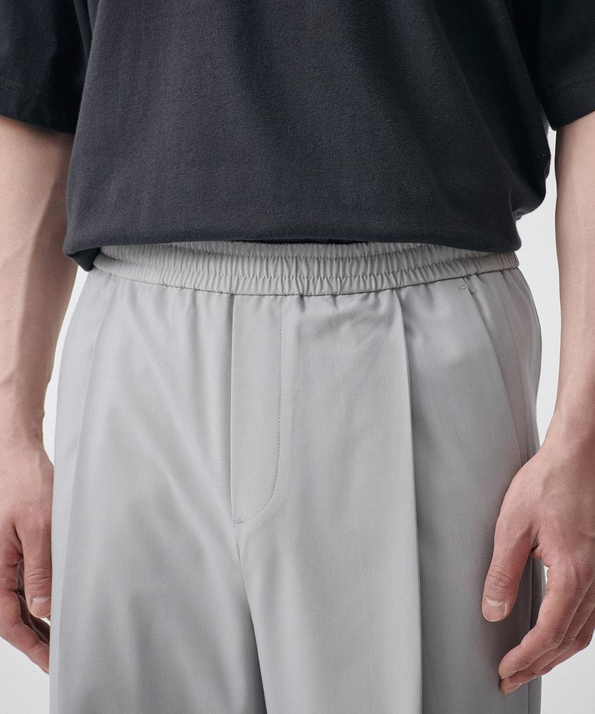 MUSINSA STANDARD [Cooltandard] One-Pleat Wide Elastic Waist Slacks [Light Gray]