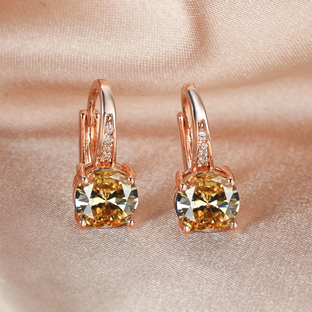 Женские серьги с крупными камнями кубического циркония