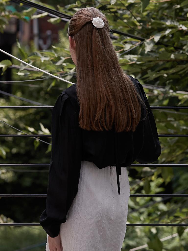 BEMUSE MANSION Sheer Volume Blouse - Black