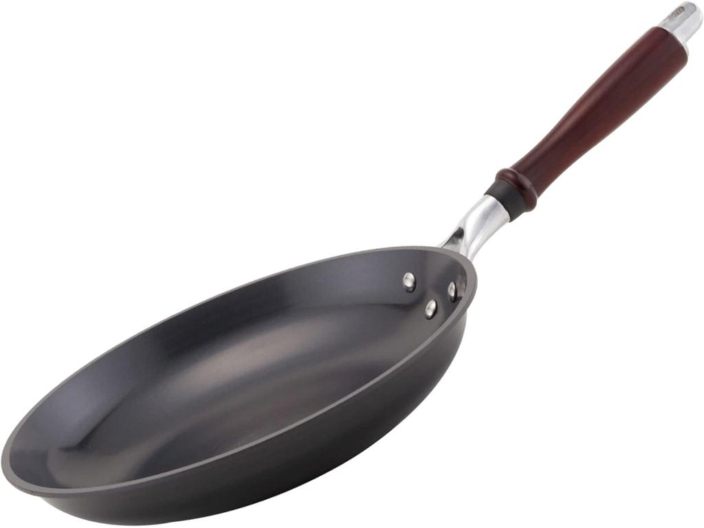 Hokuriku Aluminum Frying Pan, 26cm, Iron, Induction Compatible, Uniform Heating, Iron Chef, Gourmet Master, MK07-P2660