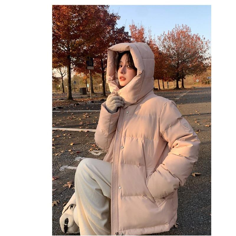 Зимняя короткая пуховая куртка женская свободного кроя утолщенная теплая куртка-пуховик повседневная парка