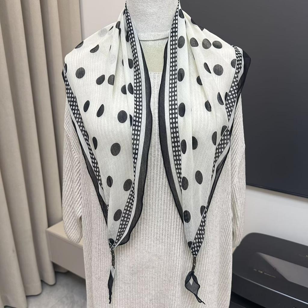 Cotton And Linen Triangle Scarf Summer Thin Silk Scarf Women'S High-End Shawl Women'S Versatile Belt Japanese And Korean Fart Curtain Scarf