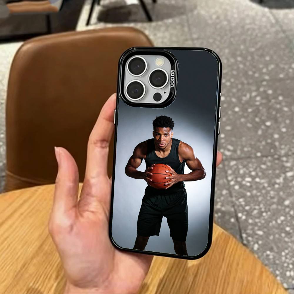 Баскетбол G-Яннис А-Антетокунмпо Чехол для телефона для iPhone17,16,15,14,13,12,11 Plus,Pro Max Цветной Посеребренный Внутренний Чехол