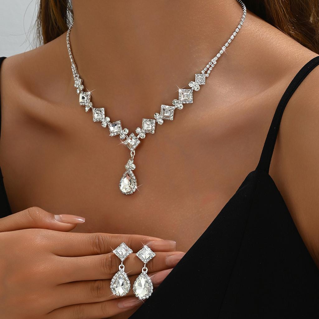 Jewelry Set Banquet Wedding Party Elegant Temperament Necklace, Earring Set, European and American Bridal Jewelry Set